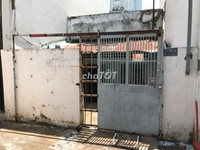 Cần bán nhà nát tại Đoàn Văn Bơ Q4- 55m2- XDTD- SHR- 2 tỷ 150 triệu Cần bán nhà nát tại Đoàn Văn Bơ Q4- 55m2- XDTD- SHR- 2 tỷ 150 triệu