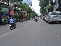 Bán tòa nhà 9 tầng 1 hầm lô góc 3 MT 150m2 Hoàng Quốc Việt 42 TỶ Bán tòa nhà 9 tầng 1 hầm lô góc 3 MT 150m2 Hoàng Quốc Việt 42 TỶ