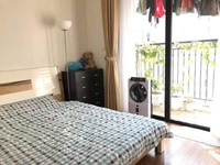 Bán nhanh căn hộ 2 phòng ngủ sáng,T11 83m2, giá 2,75 tỷ Bán nhanh căn hộ 2 phòng ngủ sáng,T11 83m2, giá 2,75 tỷ