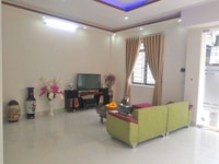 Nhà xây độc lập ngõ rộng 5m ôtô vào nhà 2 mặt tiền buôn bán tốt Nhà xây độc lập ngõ rộng 5m ôtô vào nhà 2 mặt tiền buôn bán tốt