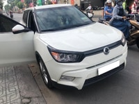 Cần bán xe Ssangyong Tivoli 2016, số tự động, màu trắng lung linh. Cần bán xe Ssangyong Tivoli 2016, số tự động, màu trắng lung linh.