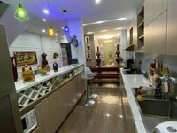 Cho Thuê nhà 3 tầng mặt tiền Thái Thị Bôi nhà đẹp như hình Cho Thuê nhà 3 tầng mặt tiền Thái Thị Bôi nhà đẹp như hình