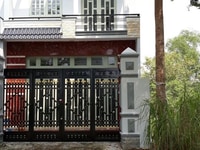 Bán nhà tại đường đinh đức thiện cách chợ bình chánh,1,5km Bán nhà tại đường đinh đức thiện cách chợ bình chánh,1,5km