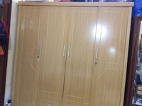 Tủ gỗ ép chất lượng cao 2,0*2,0m, màu sắc đẹp, còn rất tốt Tủ gỗ ép chất lượng cao 2,0*2,0m, màu sắc đẹp, còn rất tốt