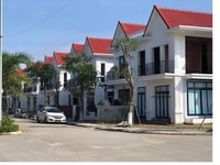 Nhà 3 tầng, khu đô thị Royal Park, giá chỉ 2 tỷ x Nhà 3 tầng, khu đô thị Royal Park, giá chỉ 2 tỷ x