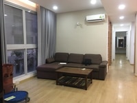 Ngân hàng xiết nợ bán gấp căn hộ Star Hill, 44 triệu/m2, 105m2, full. Ngân hàng xiết nợ bán gấp căn hộ Star Hill, 44 triệu/m2, 105m2, full.