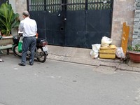 Nhà hẻm 8m ,đường lê văn quới giá 10tr/tháng Nhà hẻm 8m ,đường lê văn quới giá 10tr/tháng