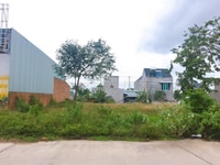 Vợ chồng tôi chuyển định cư nên sang gấp lô đất 600m2 đối diện Chợ BD Vợ chồng tôi chuyển định cư nên sang gấp lô đất 600m2 đối diện Chợ BD