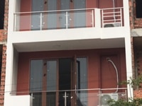 Cần bán gấp căn nhà phố cao cấp đúc thật 1 trệt 3 lầu, DTSD 320m2.💯 Cần bán gấp căn nhà phố cao cấp đúc thật 1 trệt 3 lầu, DTSD 320m2.💯