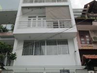 Bán nhà mặt tiền Lý Chính Thắng quận 3, 80m2, 4 tầng, giá 16.5 tỷ Bán nhà mặt tiền Lý Chính Thắng quận 3, 80m2, 4 tầng, giá 16.5 tỷ