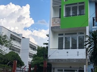 Bán gấp căn nhà phố 2 lầu trong khu đô thị Nhà Xinh Residential Bán gấp căn nhà phố 2 lầu trong khu đô thị Nhà Xinh Residential