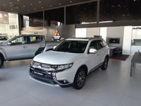 Mitsubishi Outlander tặng 50% PHÍ TRƯỚC BẠ, xe Nhật, giá tốt. Mitsubishi Outlander tặng 50% PHÍ TRƯỚC BẠ, xe Nhật, giá tốt.