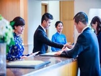 Tuyển gấp nhân viên Lễ Tân Nhà Hàng - Khách Sạn Lương cao tại B.Thuận Tuyển gấp nhân viên Lễ Tân Nhà Hàng - Khách Sạn Lương cao tại B.Thuận