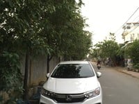 Cho thuê xe du lịch đời mới có tài(750k/ngay+tài 50k/h) Cho thuê xe du lịch đời mới có tài(750k/ngay+tài 50k/h)
