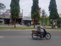 Nhà mặt tiền đường Nguyễn Văn Cừ nối dài giá 13 tỷ Nhà mặt tiền đường Nguyễn Văn Cừ nối dài giá 13 tỷ
