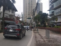 Bán nhà phố Hoàn Kiếm Q. Hoàn Kiếm. Giá rẻ nhất. Trung tâm thủ đô. Bán nhà phố Hoàn Kiếm Q. Hoàn Kiếm. Giá rẻ nhất. Trung tâm thủ đô.