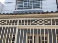 Cần bán nhà ngay Bách Hoá Xanh, đường 8m. DT 4x7m, 1T1L. Giá 1.06 tỷ Cần bán nhà ngay Bách Hoá Xanh, đường 8m. DT 4x7m, 1T1L. Giá 1.06 tỷ