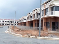 Bán nhà 1 trệt 1 lầu gần Quốc Lộ 13, đại học Việt Đức Bình Dương. Bán nhà 1 trệt 1 lầu gần Quốc Lộ 13, đại học Việt Đức Bình Dương.