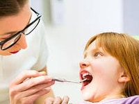 Cần tìm gấp 1 người trông em bé 1 người giúp việc nhà 1 chăm người già Cần tìm gấp 1 người trông em bé 1 người giúp việc nhà 1 chăm người già