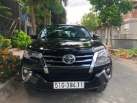 Cần bán xe Toyota Fortuner model 2018 máy xăng, số tự động Cần bán xe Toyota Fortuner model 2018 máy xăng, số tự động