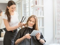 Cần tuyển 2 nữ thợ phụ, biết gội sấy, massage Cần tuyển 2 nữ thợ phụ, biết gội sấy, massage