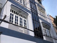 Nhà ngã tư Phan Đăng Lưu, 57m2, xe tải,10ty, giá đầu tư. Nhà ngã tư Phan Đăng Lưu, 57m2, xe tải,10ty, giá đầu tư.