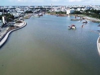 Bán nền mặt tiền bờ hồ Bún Xáng , ngay bụng hồ , dt: 5x21 , giá 9 tỷ Bán nền mặt tiền bờ hồ Bún Xáng , ngay bụng hồ , dt: 5x21 , giá 9 tỷ