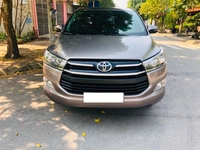 Toyota Innova 2.0E số sàn màu vàng Sản xuất 2018 Tên tư nhân Toyota Innova 2.0E số sàn màu vàng Sản xuất 2018 Tên tư nhân
