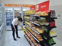 Tuyển gấp nhân viên bán hàng tại siêu thị tiện lợi Tuyển gấp nhân viên bán hàng tại siêu thị tiện lợi