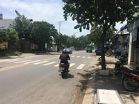 Bán nhà mặt tiền Lê lợi ngay Chợ Hóc Môn Bán nhà mặt tiền Lê lợi ngay Chợ Hóc Môn