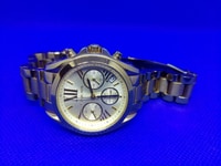 Đồng hồ Micheal Kors 6 kim còn mới . Đồng hồ Micheal Kors 6 kim còn mới .