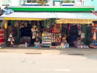 Sang Mặt Bằng Shop Đồ Chơi - Văn Phòng Phẩm Trước Cổng Trường Học Sang Mặt Bằng Shop Đồ Chơi - Văn Phòng Phẩm Trước Cổng Trường Học