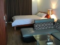 Căn hộ chung cư tiện nghi tầng 5 phố Đặng Thái Thân, gần nhà hát lớn Căn hộ chung cư tiện nghi tầng 5 phố Đặng Thái Thân, gần nhà hát lớn