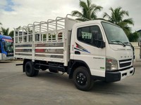 Xe Tải FUSO canter4.99 tải 2,3 Tấn thùng dài 4,4m tặng 1000 lít dầu Xe Tải FUSO canter4.99 tải 2,3 Tấn thùng dài 4,4m tặng 1000 lít dầu