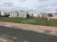 Cần bán lô đất mặt tiền đường Thành Thái, phường 14, quận 10 Cần bán lô đất mặt tiền đường Thành Thái, phường 14, quận 10