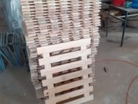 2 khung gỗ treo cây ban công 2 khung gỗ treo cây ban công
