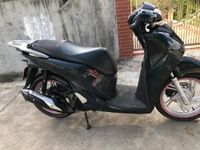 SH màu xanh rong biển rất là mới lạ. đời cao đi rất bốc và bay bổng ! SH màu xanh rong biển rất là mới lạ. đời cao đi rất bốc và bay bổng !