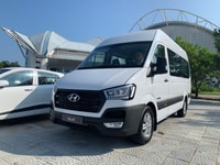 Hyundai Solati màu bạc, xe giao ngay, khuyến mãi lớn Hyundai Solati màu bạc, xe giao ngay, khuyến mãi lớn