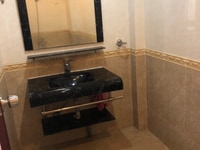 Cho thuê nhà MT 686B CMT8 Q3,đối diện công viên lê thị riêng, 5x20m Cho thuê nhà MT 686B CMT8 Q3,đối diện công viên lê thị riêng, 5x20m