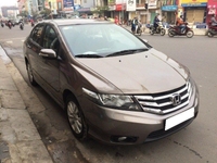 Cần bán xe City 2014, số tự động, màu xám. Cần bán xe City 2014, số tự động, màu xám.