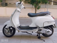 Vespa Lx 125ie chế điện tử màu trắng biển Hà nội Vespa Lx 125ie chế điện tử màu trắng biển Hà nội