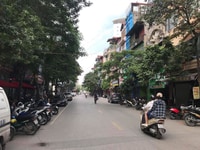 Hơn 17 tỷ MP Hai Bà Kinh doanh vỉa hè 4 ô tô tránh, 65m, 5T, mt 4,5m. Hơn 17 tỷ MP Hai Bà Kinh doanh vỉa hè 4 ô tô tránh, 65m, 5T, mt 4,5m.