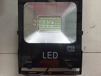 Đèn pha LED 100W chip SMD 5054 siêu sáng Đèn pha LED 100W chip SMD 5054 siêu sáng