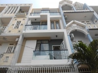 Bán nhà mặt tiền Nguyễn Trãi, Quận 5, diện tích: 4.3 x 23m, vuông vức Bán nhà mặt tiền Nguyễn Trãi, Quận 5, diện tích: 4.3 x 23m, vuông vức