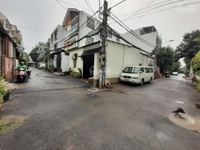 Rẻ nhất phường Bình An! Bán lỗ căn nhà góc 2 mặt tiền đường, DT 8*16 Rẻ nhất phường Bình An! Bán lỗ căn nhà góc 2 mặt tiền đường, DT 8*16
