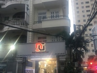 Cho thuê nhà HXH 69 đường D2, 2 MT hẻm, 4x16m 3 lầu 5p Cho thuê nhà HXH 69 đường D2, 2 MT hẻm, 4x16m 3 lầu 5p