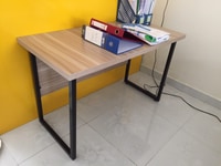 Bàn làm việc nhân viên khung sắt vân gỗ mới mua Bàn làm việc nhân viên khung sắt vân gỗ mới mua