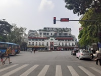 Nhà Mặt Phố Hàng Bạc, Mặt Phố Cổ Hoàn Kiếm, T/C Châu Âu 120m 67 tỷ Nhà Mặt Phố Hàng Bạc, Mặt Phố Cổ Hoàn Kiếm, T/C Châu Âu 120m 67 tỷ