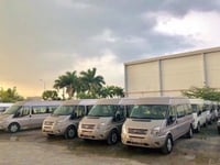 Transit xe thương mại hàng đầu + Giảm tiền mặt Transit xe thương mại hàng đầu + Giảm tiền mặt
