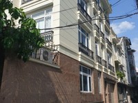 MB dân chủ,P.bình thọ,Q.TĐ, KT 5 x 20, trệt, lầu, có hầm để xe MB dân chủ,P.bình thọ,Q.TĐ, KT 5 x 20, trệt, lầu, có hầm để xe
